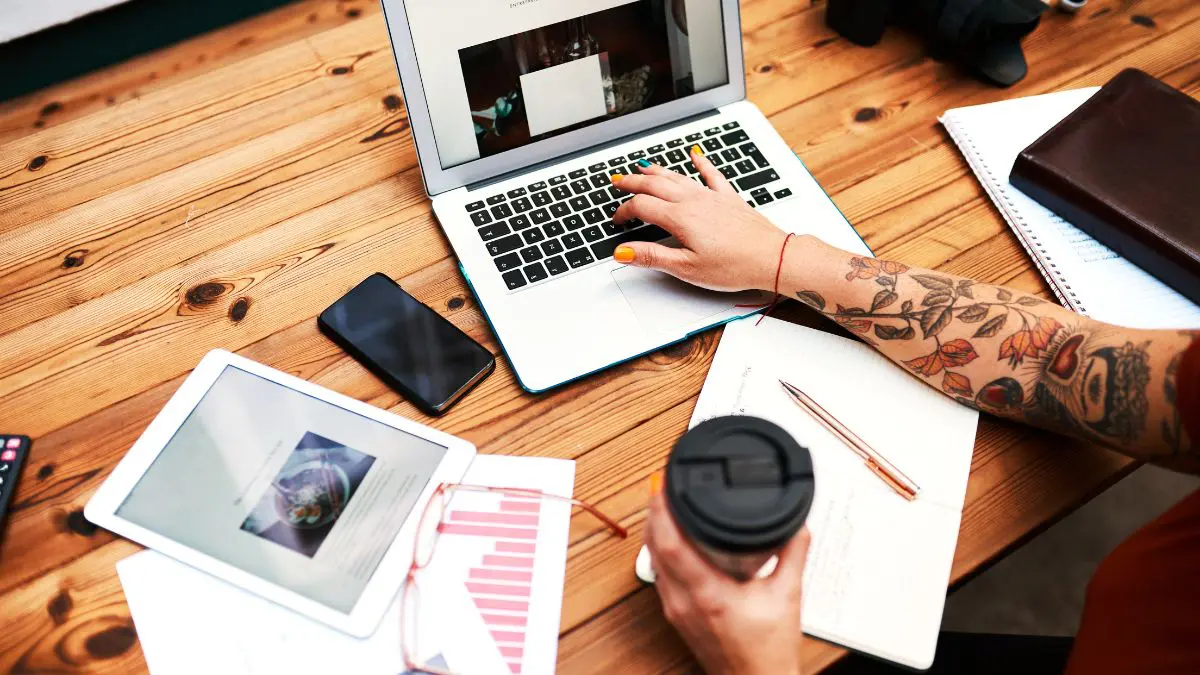 Como Ganhar Dinheiro com Blogs em 2025: Guia Completo do Zero à Monetização 1 imagem destacada 2