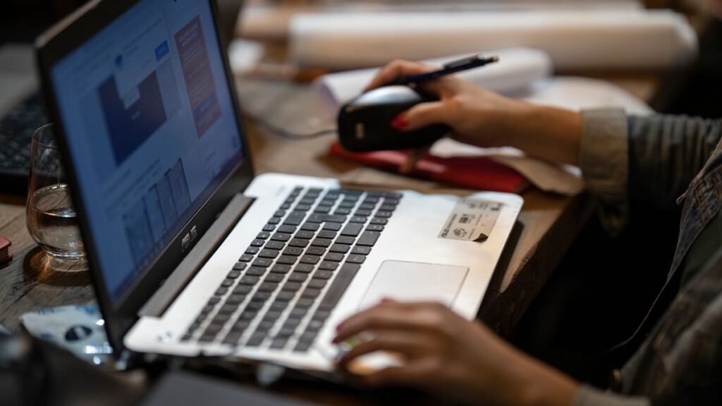 Kit home office para começar a trabalhar pela internet: o que realmente precisa em 2026 8 kit home office